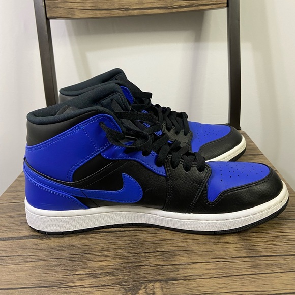 Jordan 1 Mid Hyper Royal Size US 10 - Picture 4 of 6